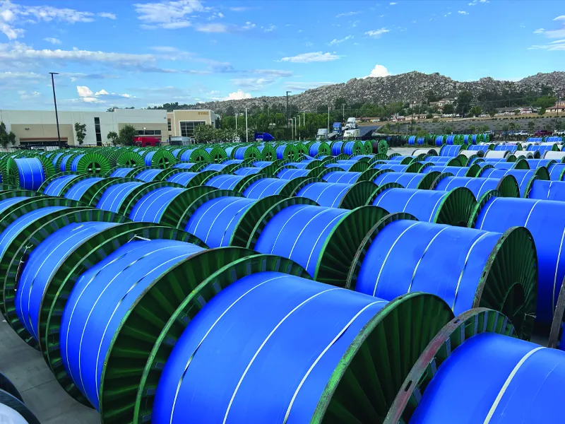 நடுத்தர மின்னழுத்தம் மற்றும் குறைந்த மின்னழுத்த மின் கேபிள்களுக்கு இடையிலான வேறுபாடு.